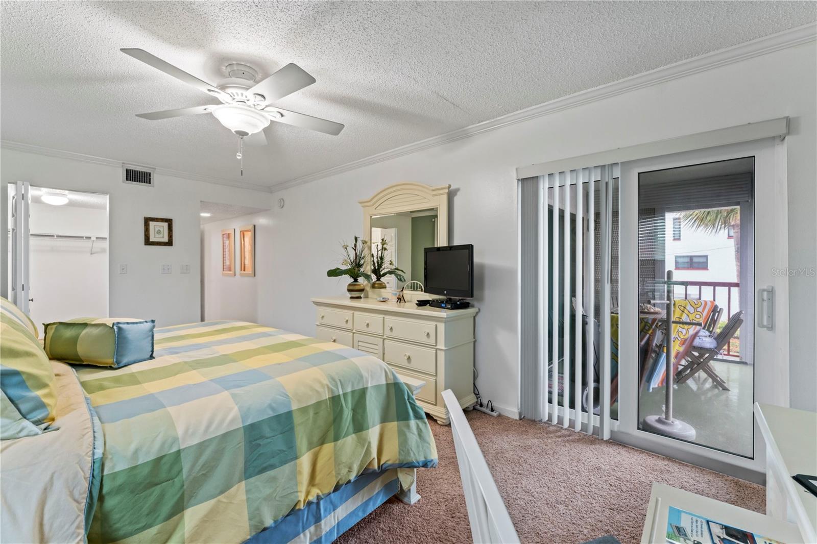 10301 GULF BLVD #201, TREASURE ISLAND, FL, 33706