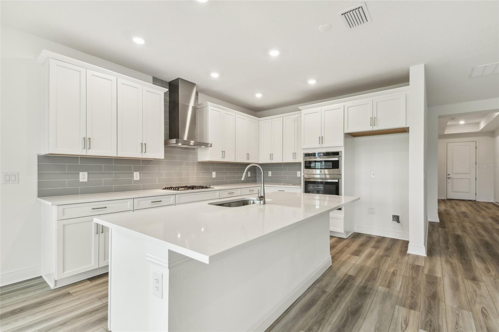 17340 SAVORY MIST CIR, BRADENTON, FL, 34211