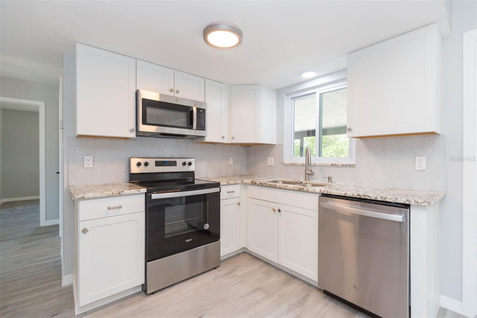8136 HIXTON DR, PORT RICHEY, FL, 34668