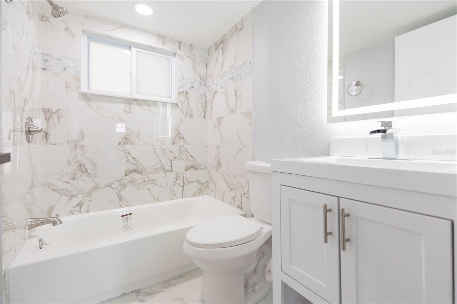 8136 HIXTON DR, PORT RICHEY, FL, 34668
