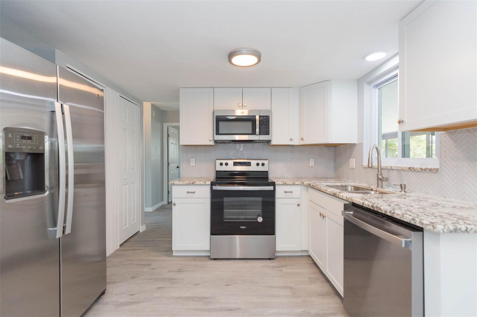 8136 HIXTON DR, PORT RICHEY, FL, 34668