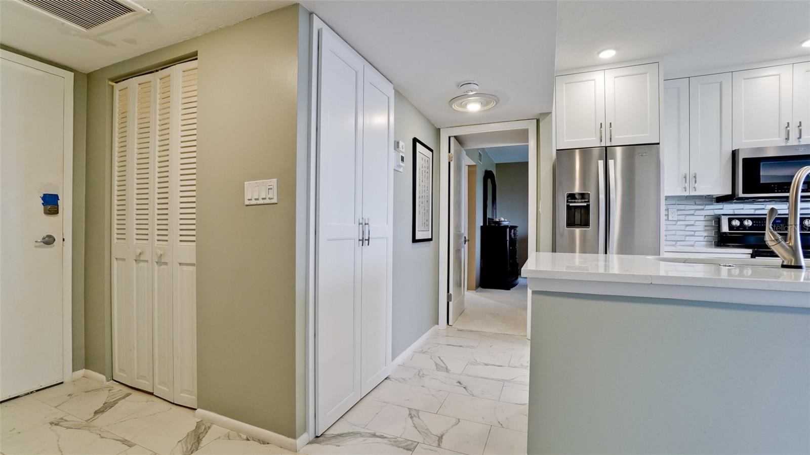 1000 LONGBOAT CLUB ROAD #1103, LONGBOAT KEY, FL, 34228