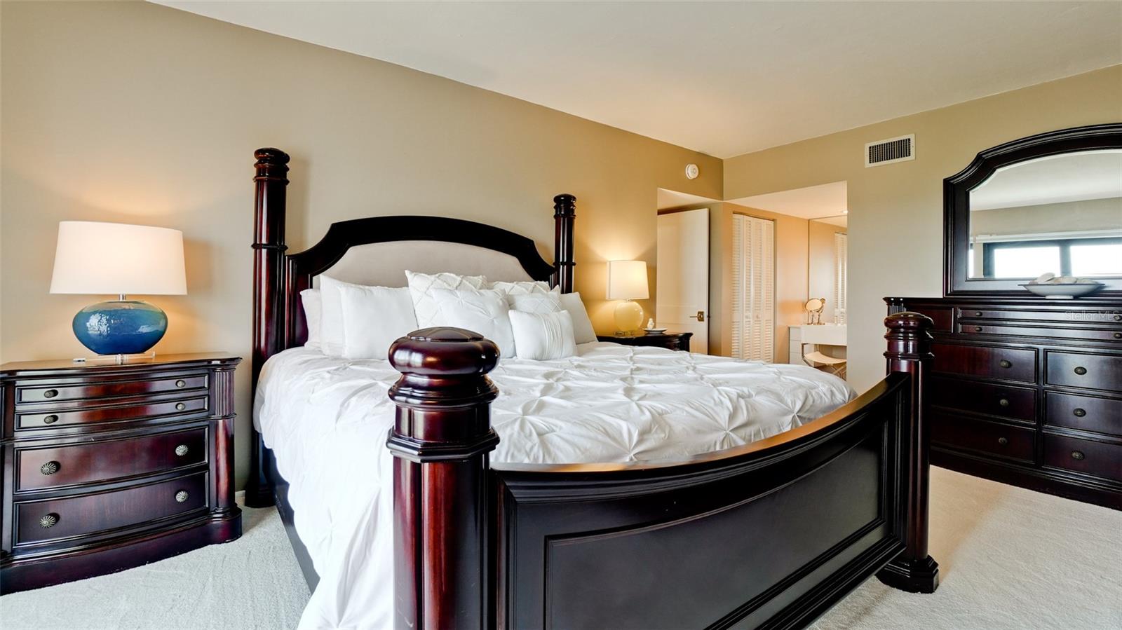 1000 LONGBOAT CLUB ROAD #1103, LONGBOAT KEY, FL, 34228