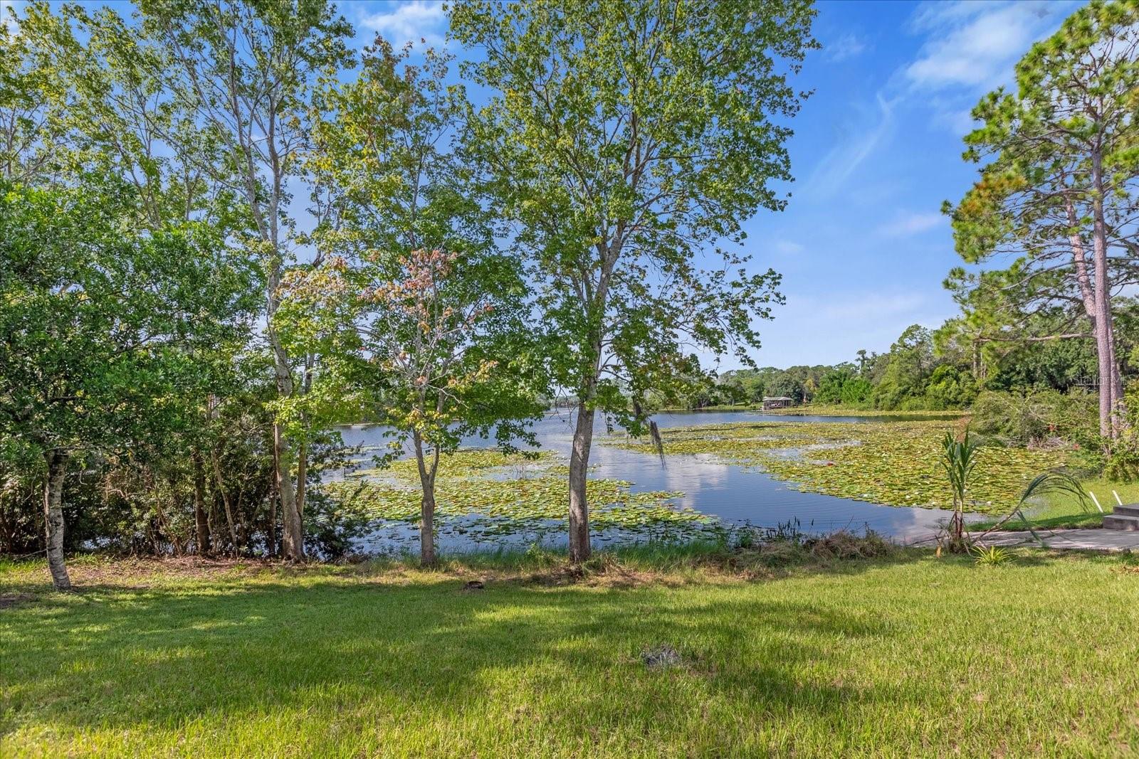 1875 S MERRICK DR, DELTONA, FL, 32725