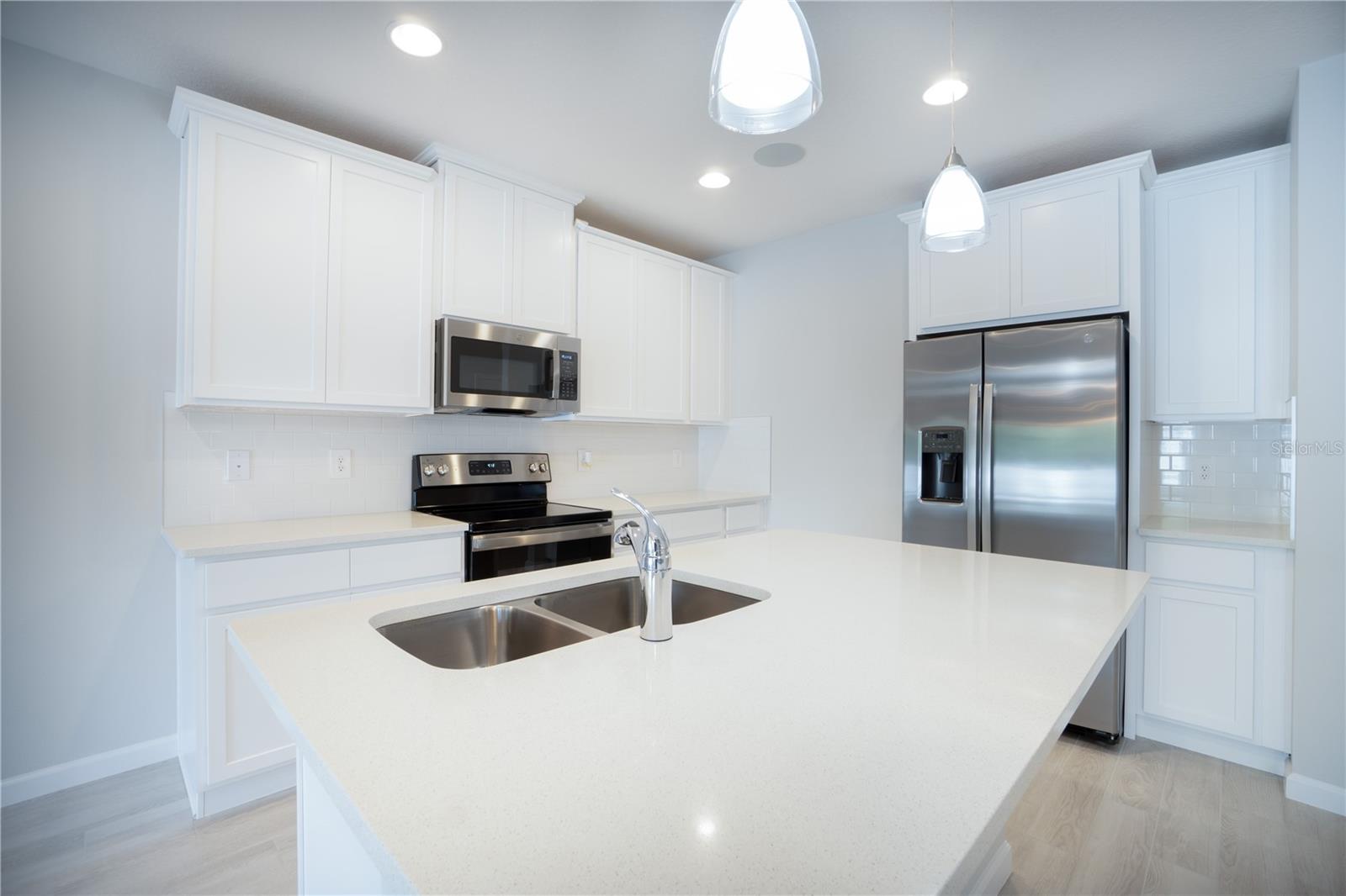 237 CAPE HONEYSUCKLE PL, SANFORD, FL, 32771