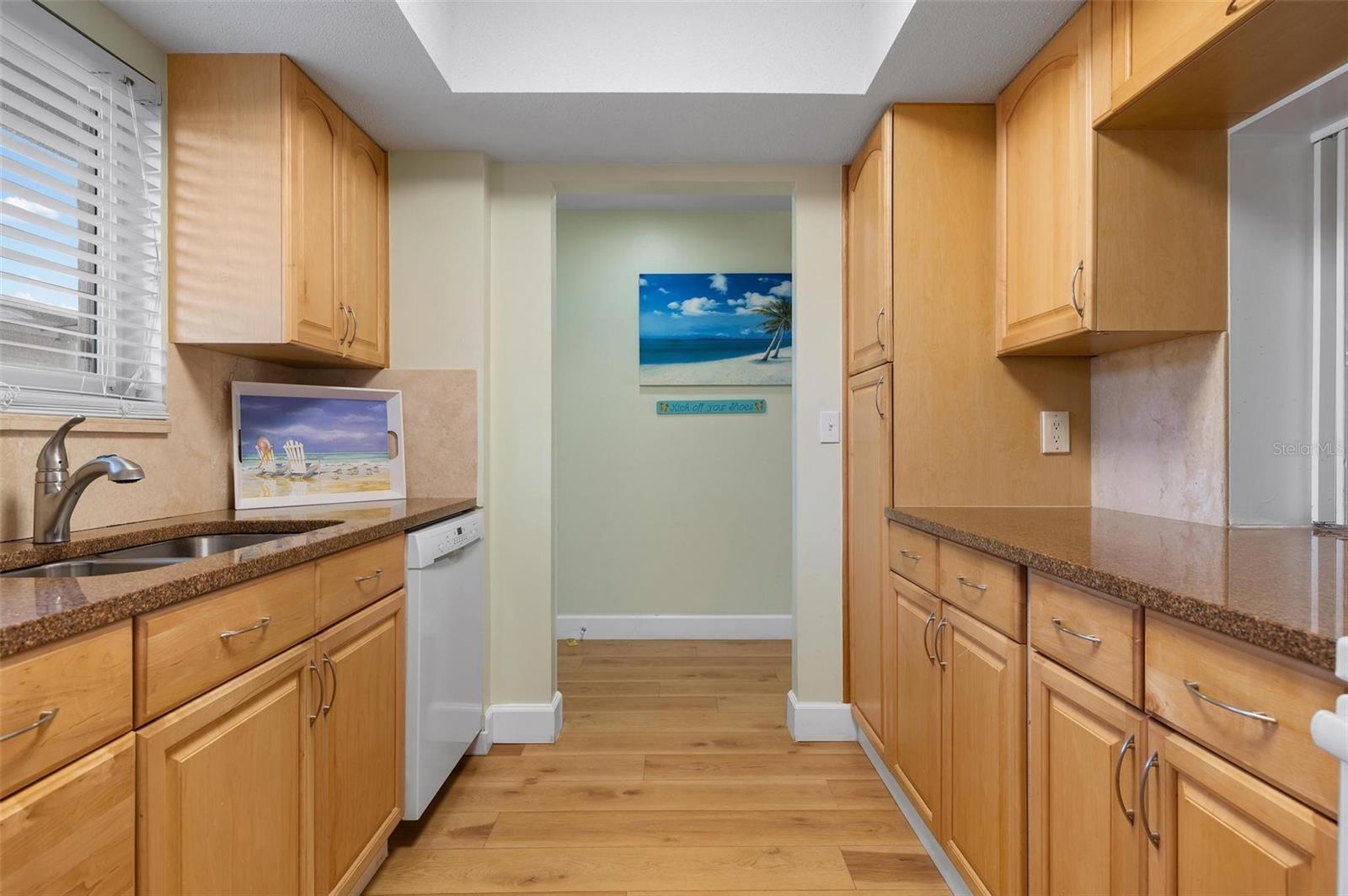 777 BEACH RD #1B, SARASOTA, FL, 34242