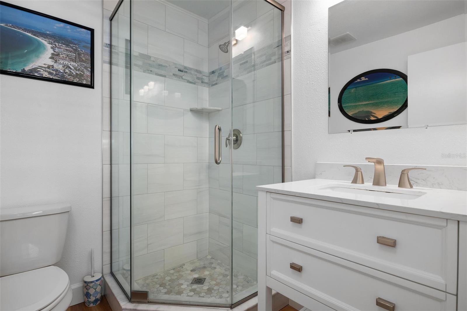 777 BEACH RD #1B, SARASOTA, FL, 34242