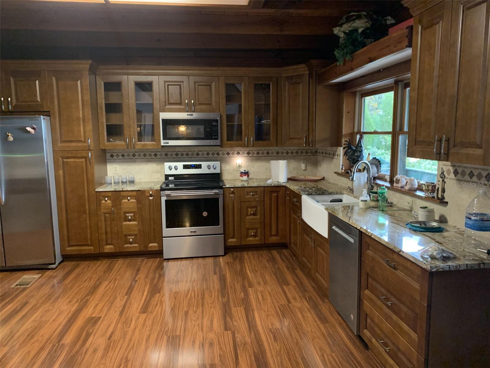 11401 THONOTOSASSA RD, THONOTOSASSA, FL, 33592