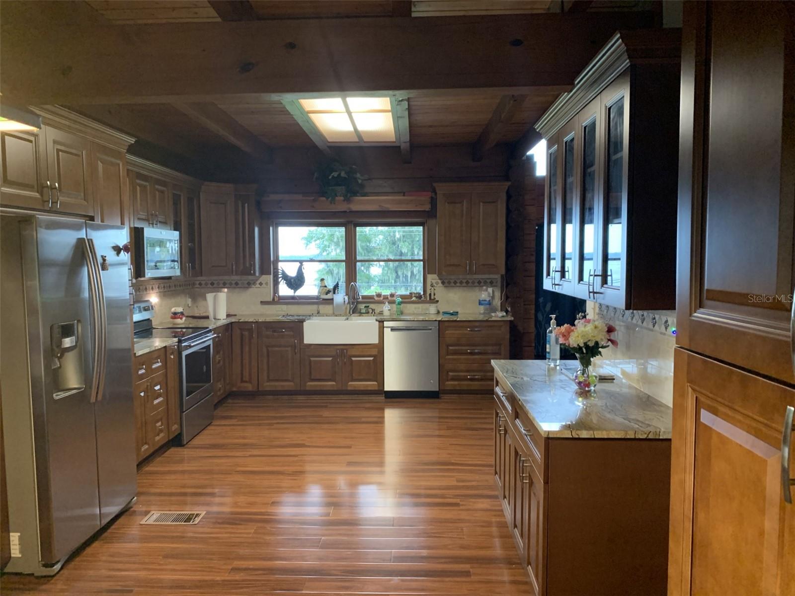 11401 THONOTOSASSA RD, THONOTOSASSA, FL, 33592