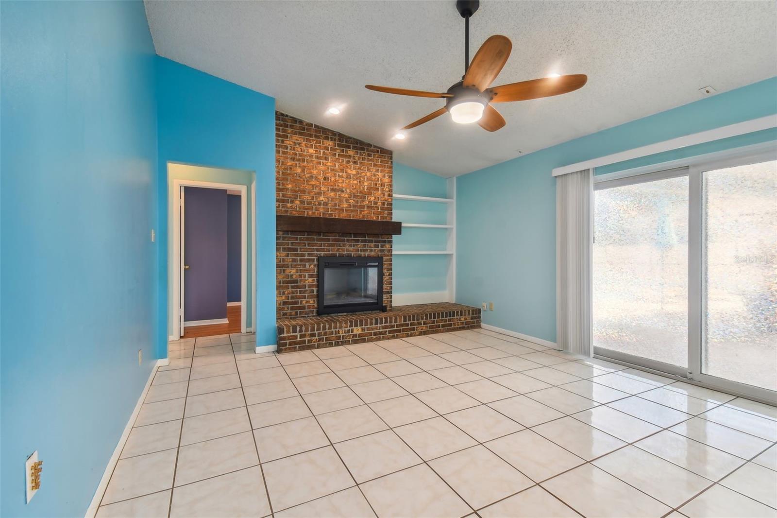3925 DUNAIRE DR, VALRICO, FL, 33596