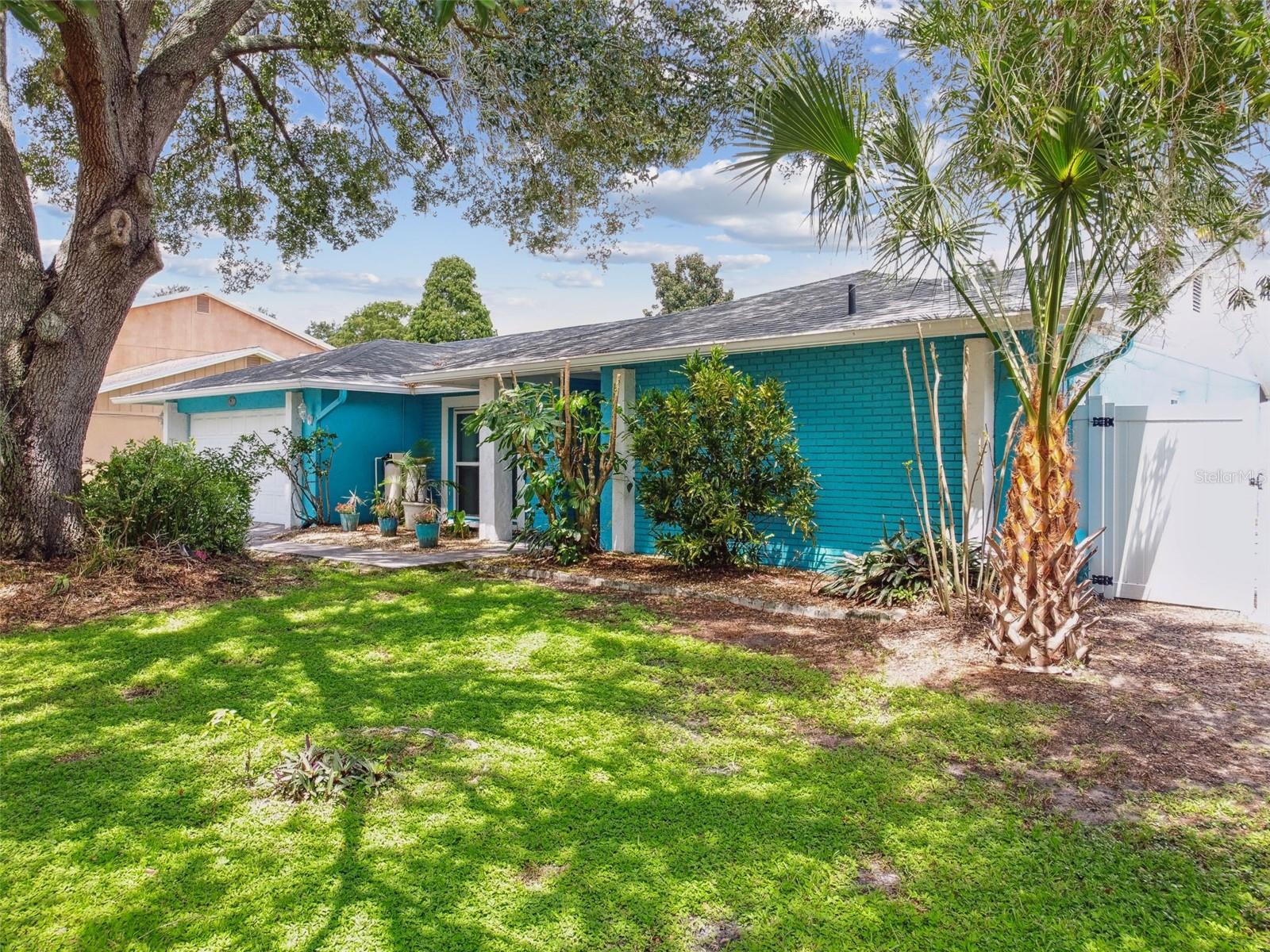 3925 DUNAIRE DR, VALRICO, FL, 33596