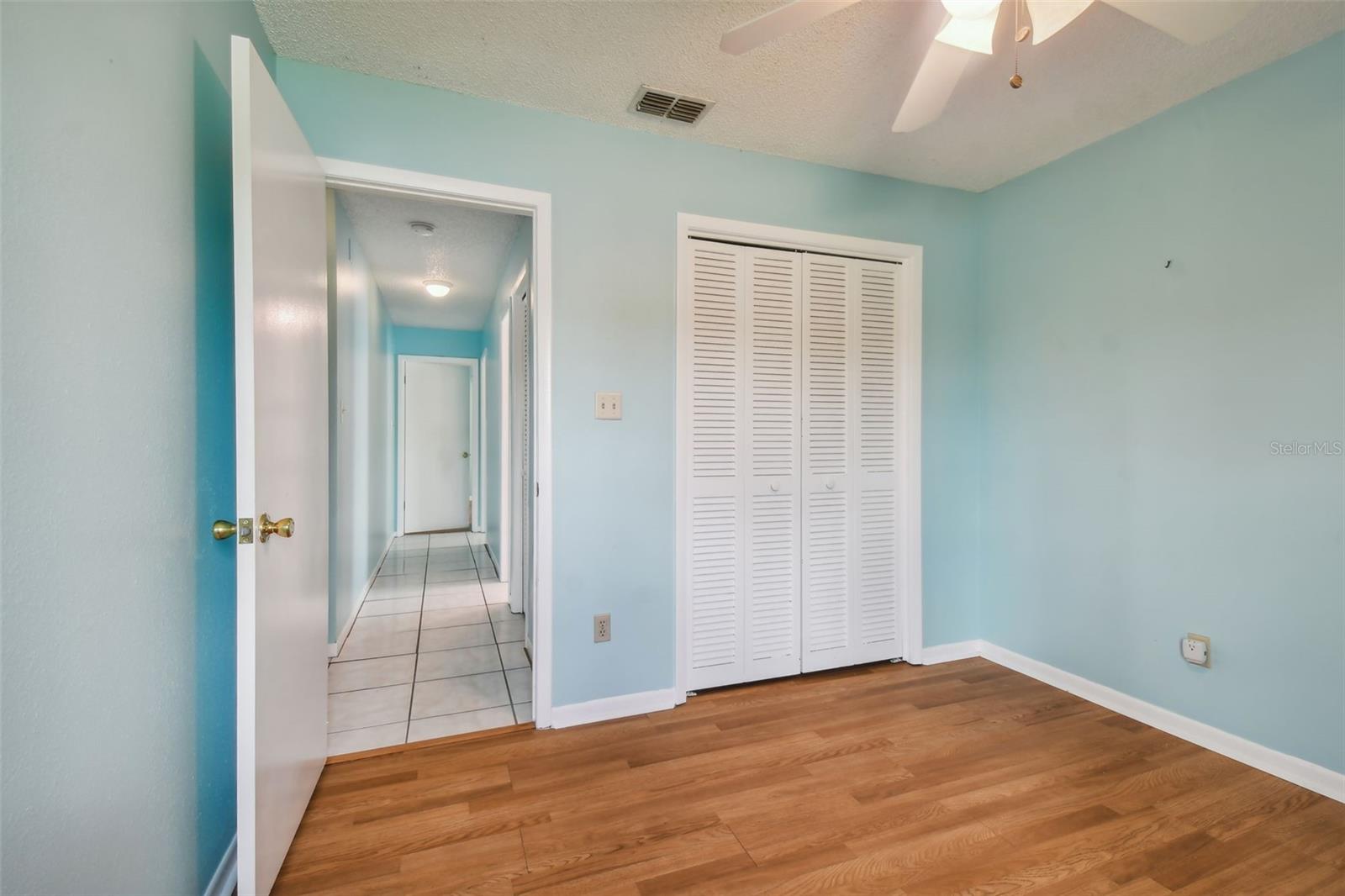 3925 DUNAIRE DR, VALRICO, FL, 33596