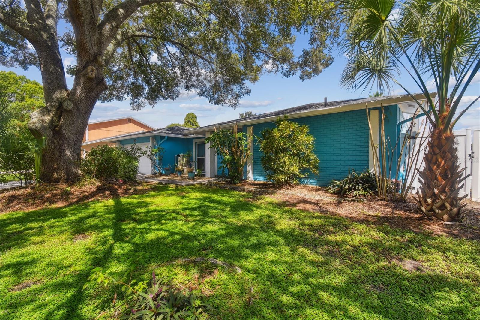 3925 DUNAIRE DR, VALRICO, FL, 33596