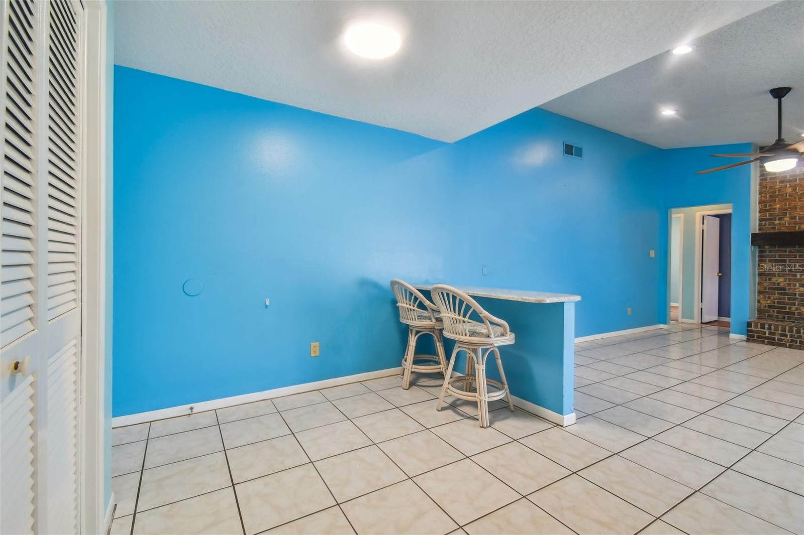 3925 DUNAIRE DR, VALRICO, FL, 33596