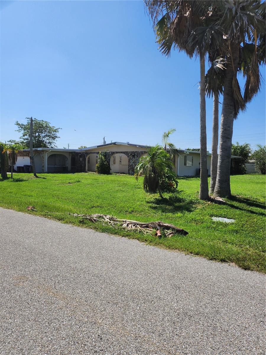 1455 CREST DR, ENGLEWOOD, FL, 34223