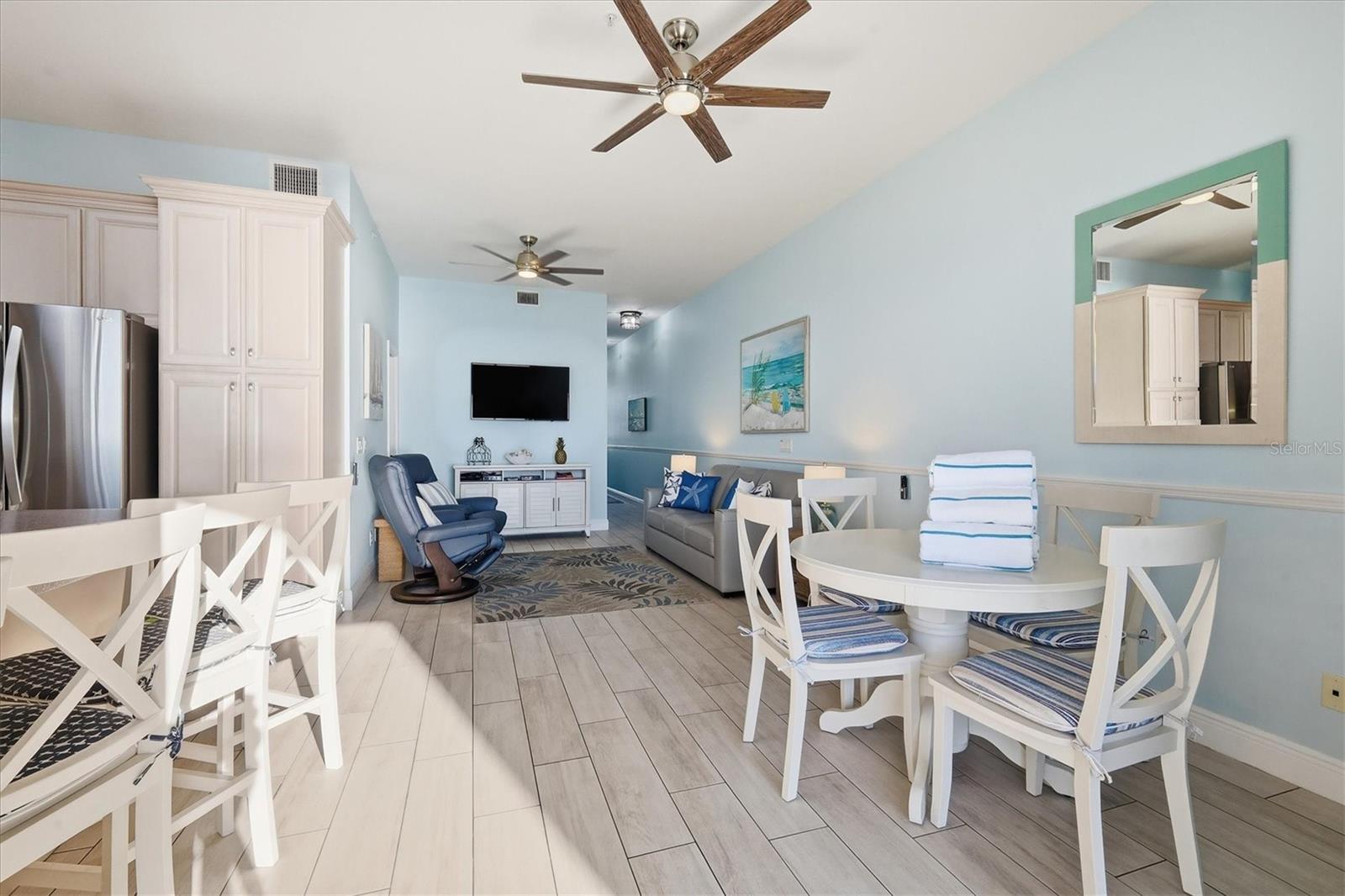 1900 GULF DR N #4, BRADENTON BEACH, FL, 34217