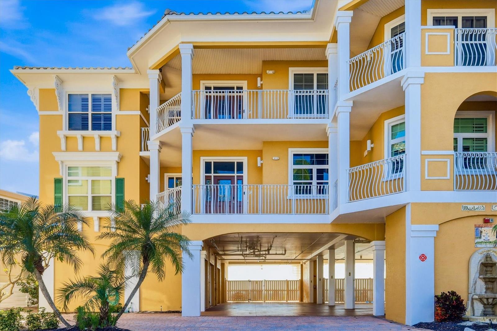 1900 GULF DR N #4, BRADENTON BEACH, FL, 34217