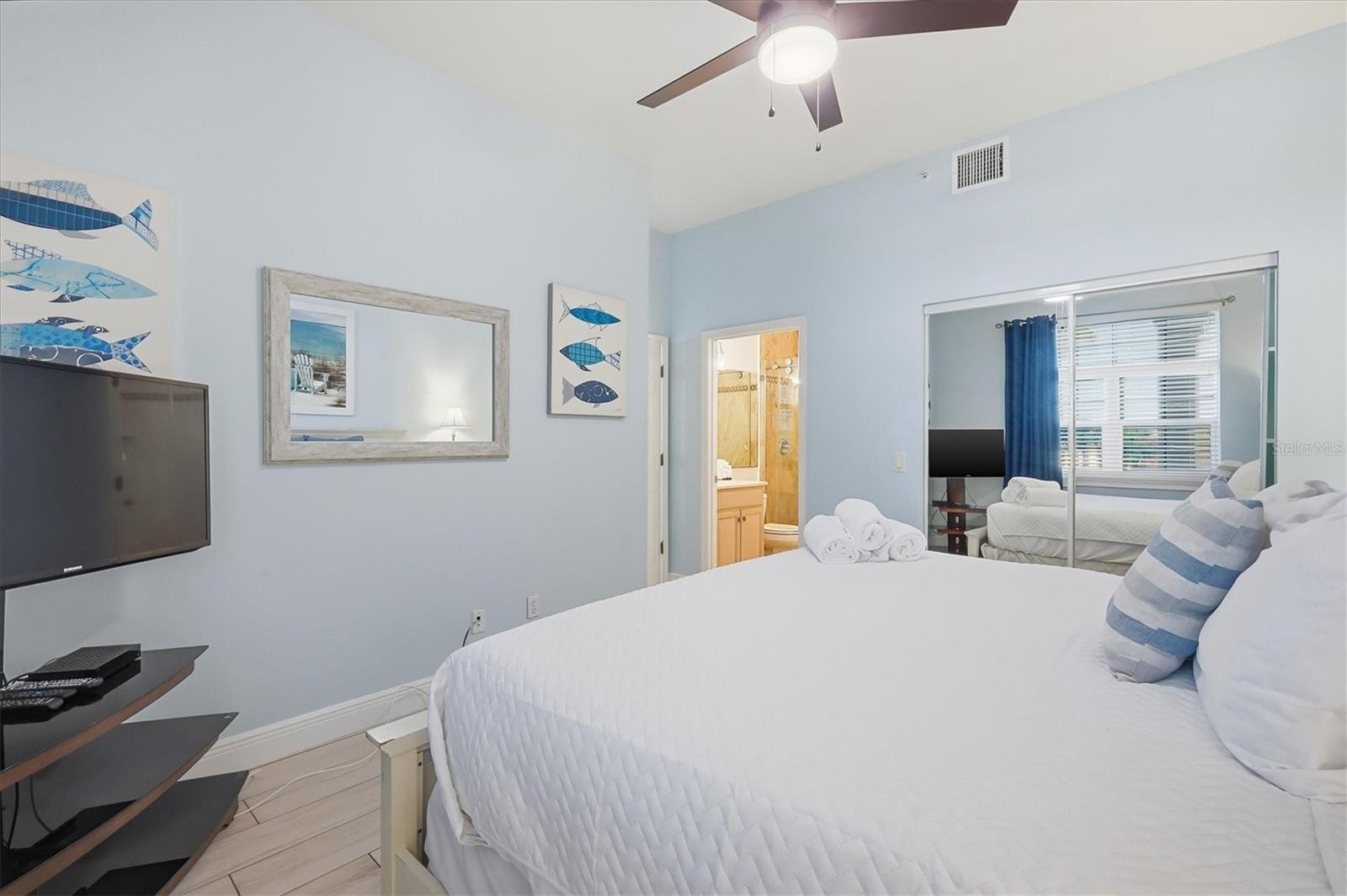 1900 GULF DR N #4, BRADENTON BEACH, FL, 34217