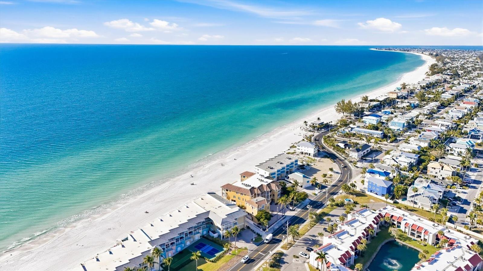 1900 GULF DR N #4, BRADENTON BEACH, FL, 34217