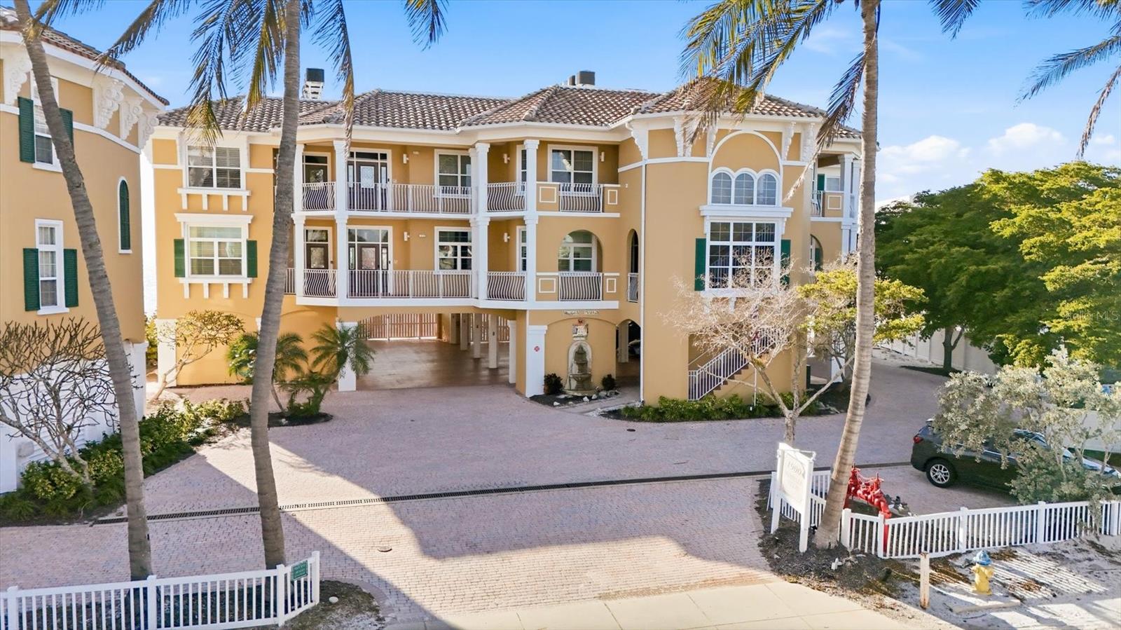 1900 GULF DR N #4, BRADENTON BEACH, FL, 34217