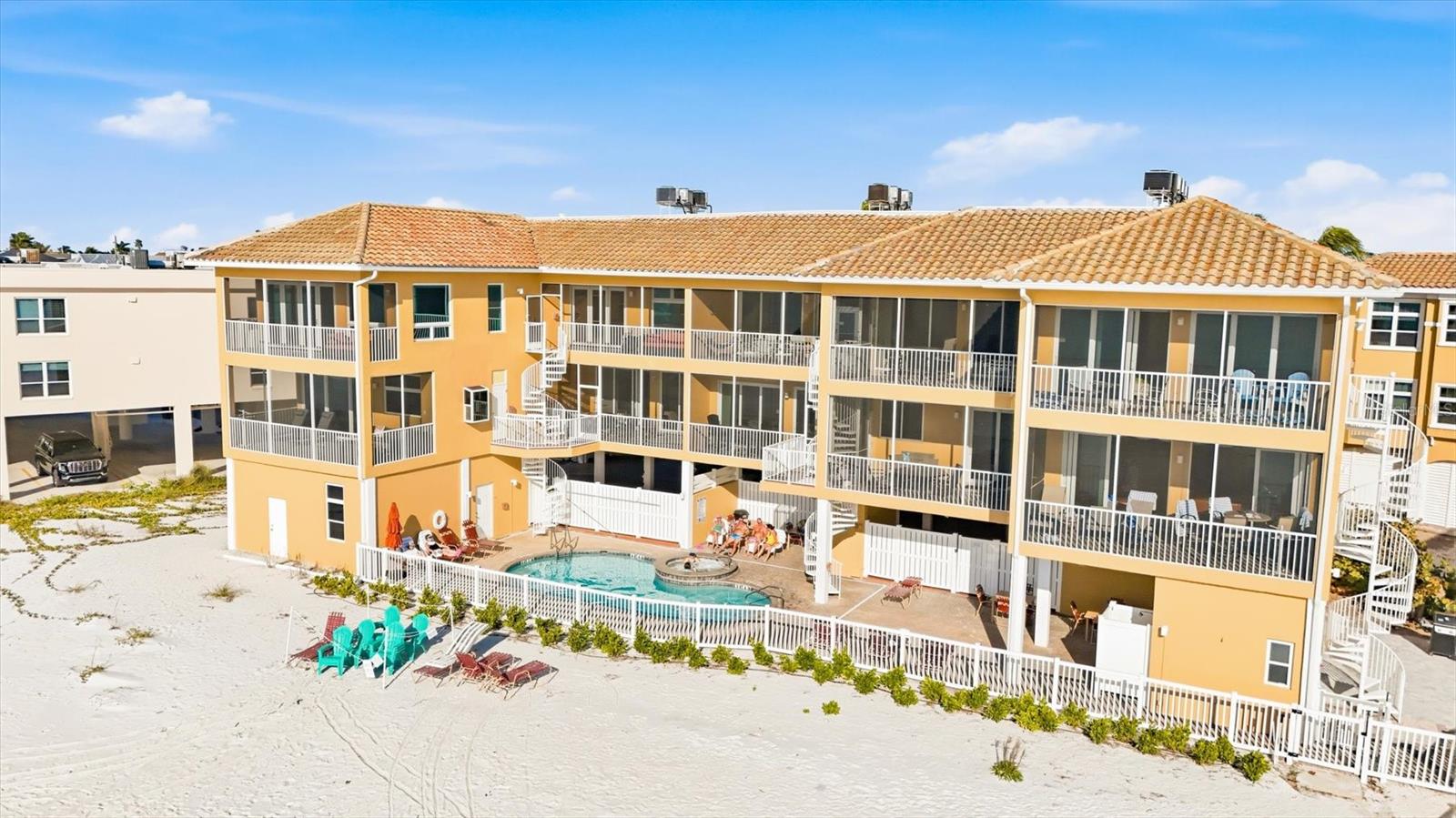 1900 GULF DR N #4, BRADENTON BEACH, FL, 34217