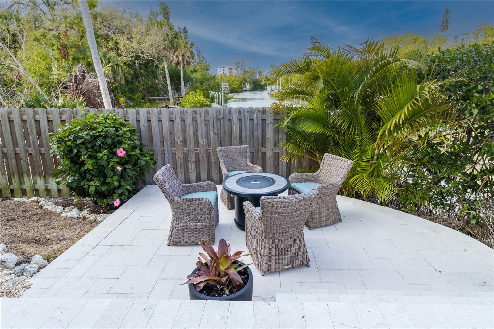 447 CANAL RD #447, SARASOTA, FL, 34242