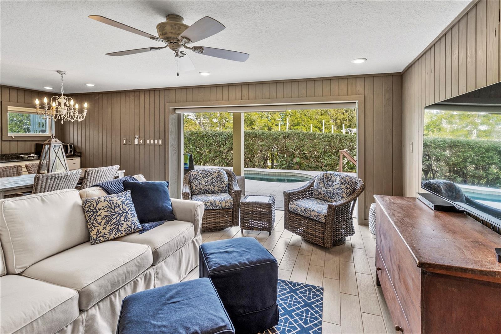 447 CANAL RD #447, SARASOTA, FL, 34242