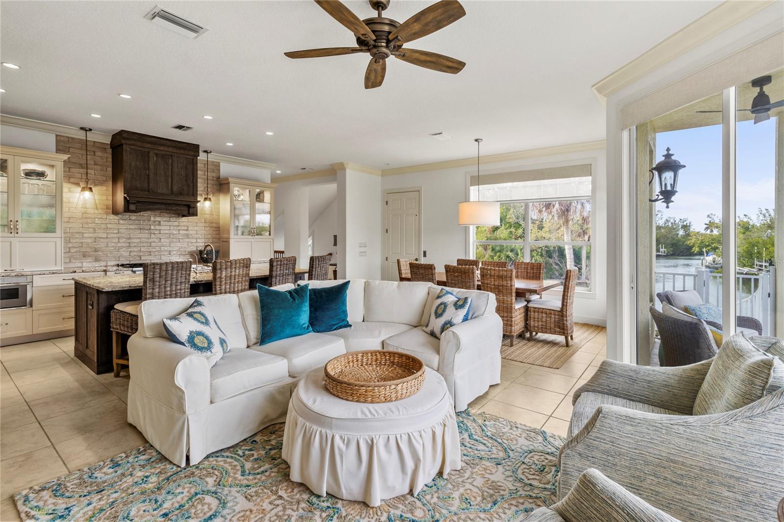 447 CANAL RD #447, SARASOTA, FL, 34242