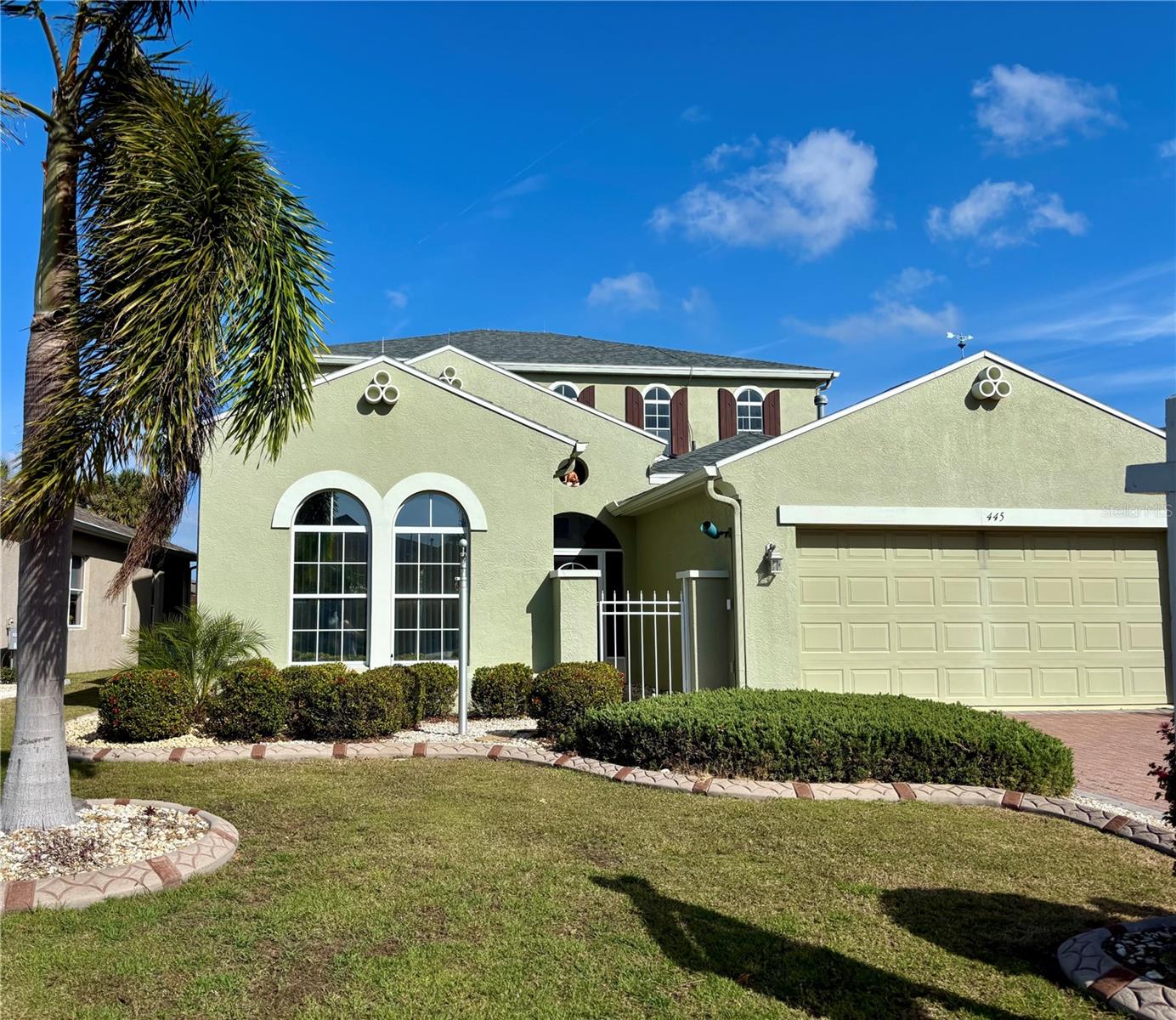 445 NOBLE FAIRE DR, SUN CITY CENTER, FL, 33573