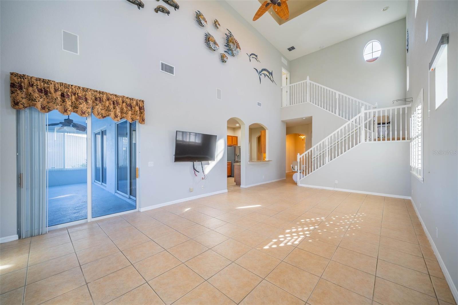 445 NOBLE FAIRE DR, SUN CITY CENTER, FL, 33573