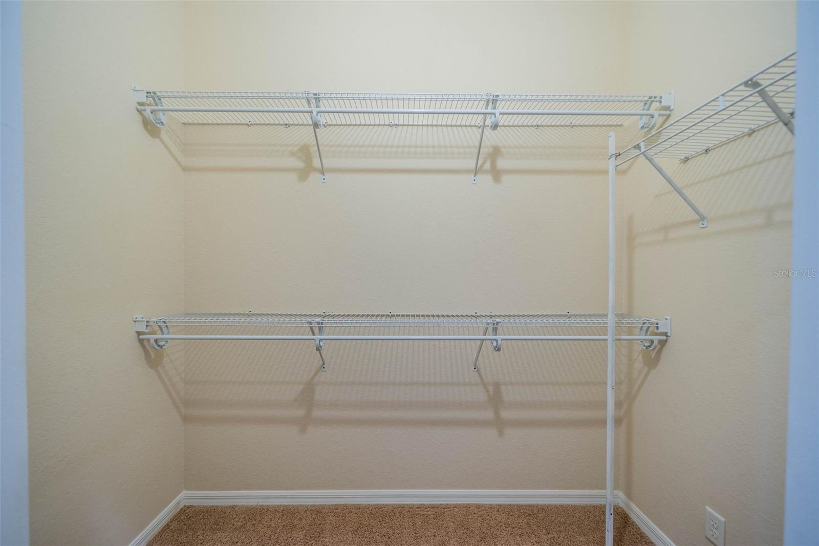 445 NOBLE FAIRE DR, SUN CITY CENTER, FL, 33573