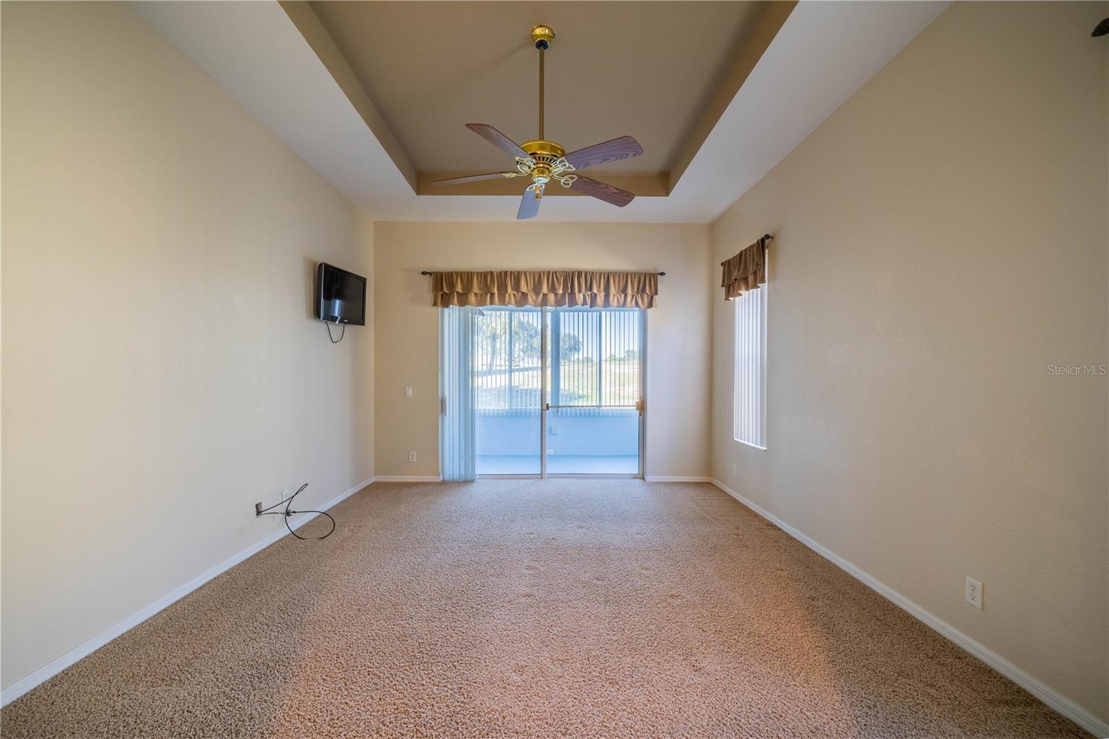 445 NOBLE FAIRE DR, SUN CITY CENTER, FL, 33573