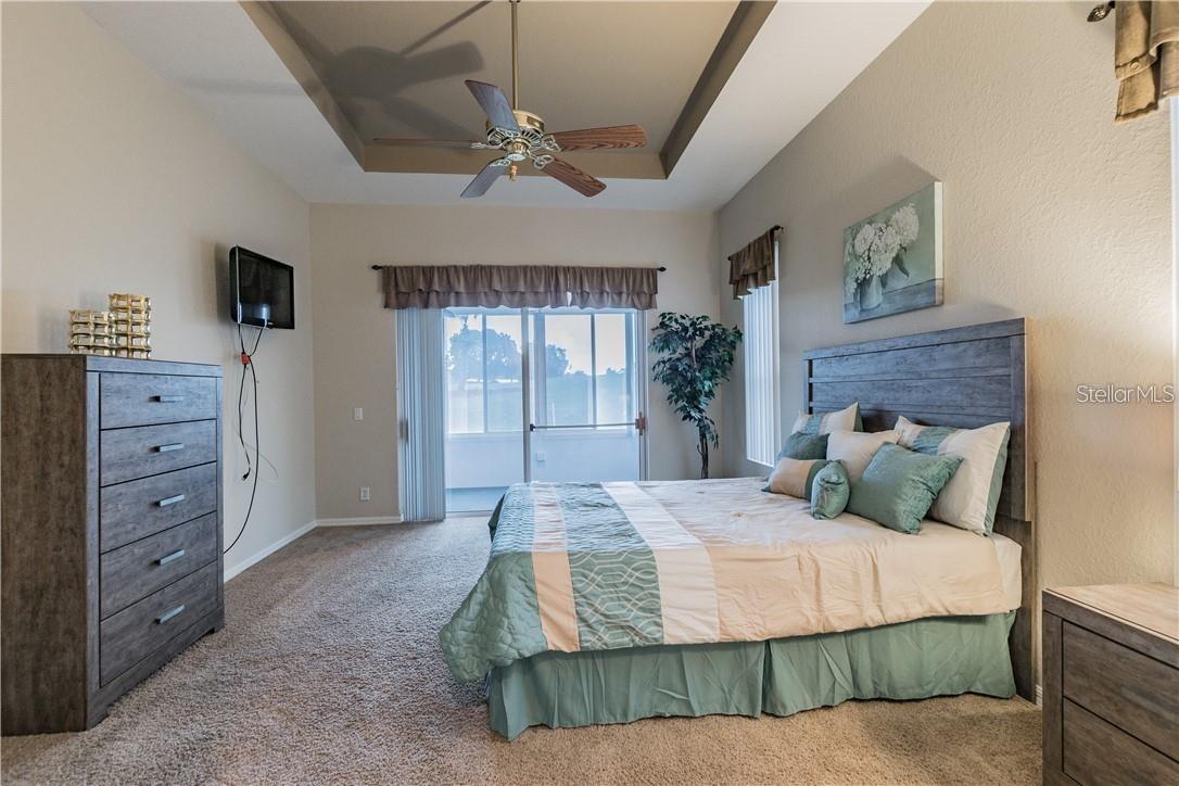 445 NOBLE FAIRE DR, SUN CITY CENTER, FL, 33573