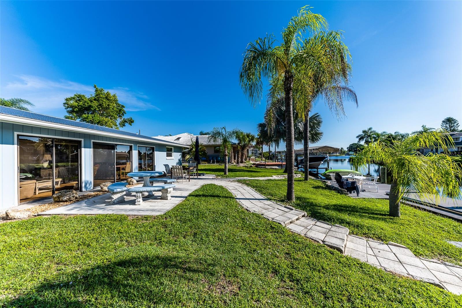 18598 BRIGGS CIR, PORT CHARLOTTE, FL, 33948