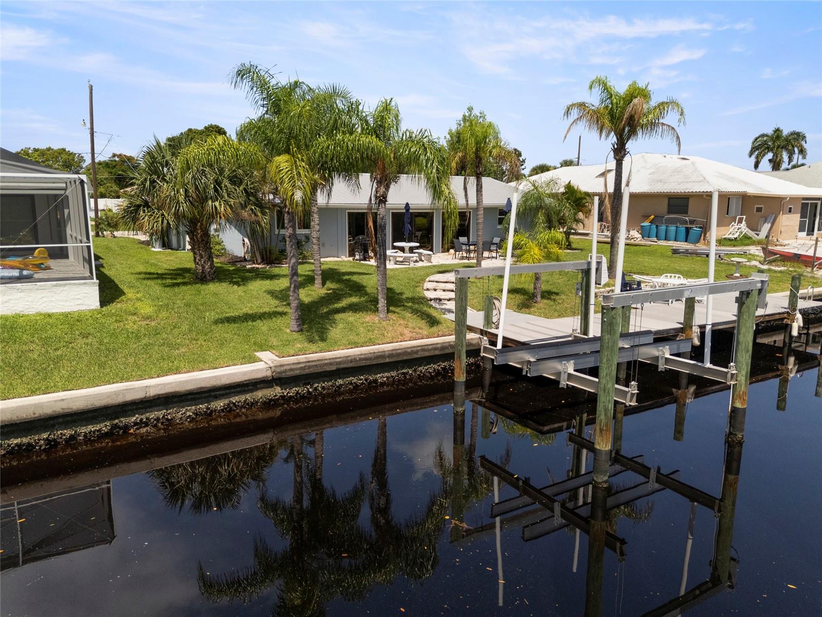 18598 BRIGGS CIR, PORT CHARLOTTE, FL, 33948