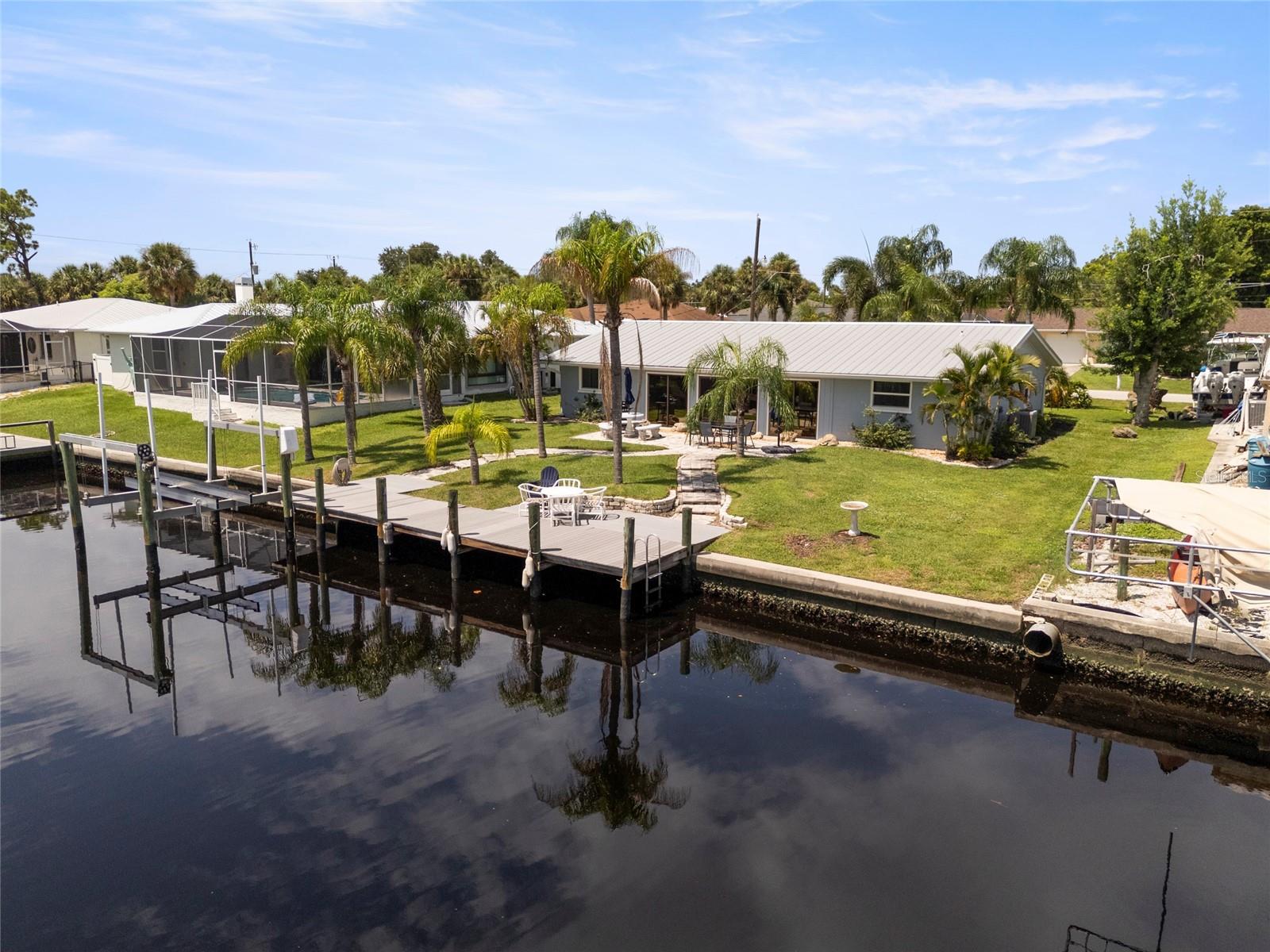 18598 BRIGGS CIR, PORT CHARLOTTE, FL, 33948