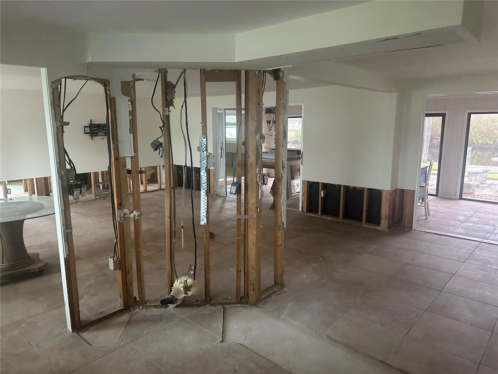 18598 BRIGGS CIR, PORT CHARLOTTE, FL, 33948