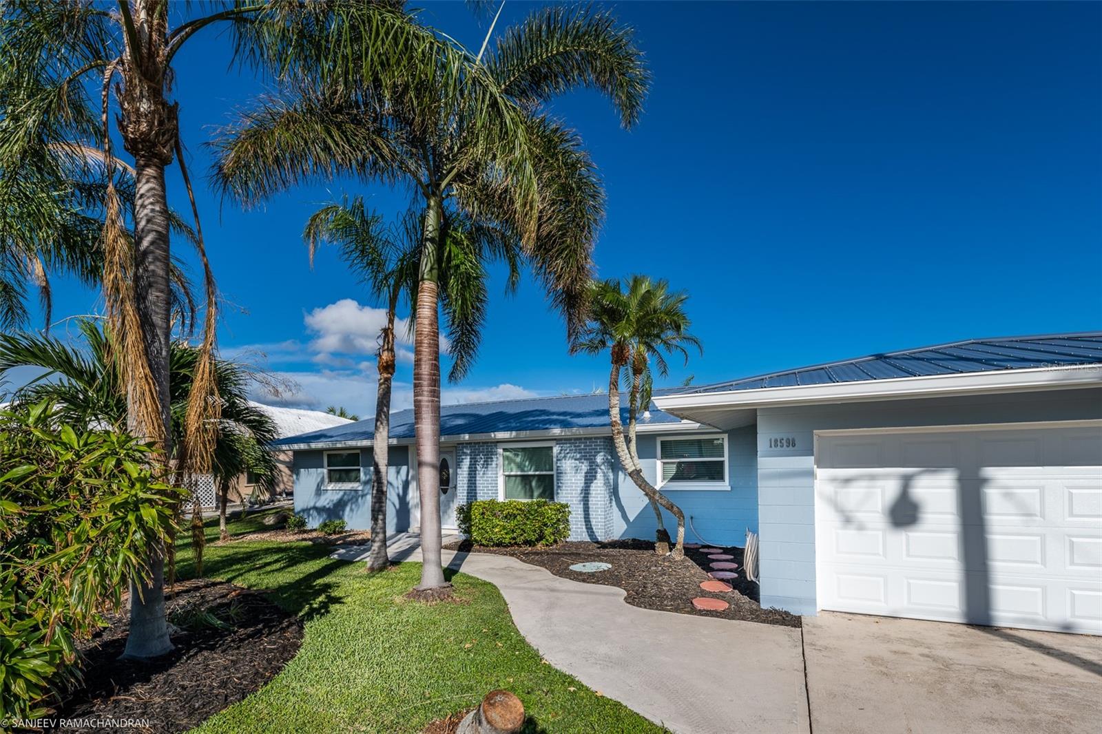 18598 BRIGGS CIR, PORT CHARLOTTE, FL, 33948