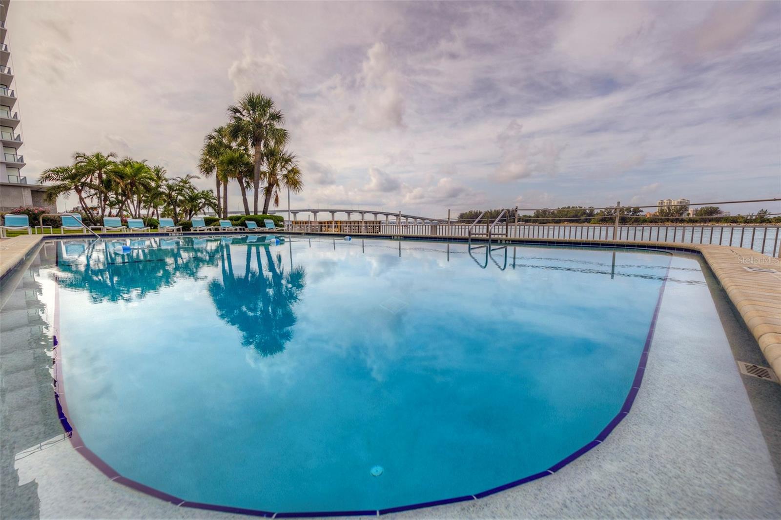 675 S GULFVIEW BLVD #704, CLEARWATER BEACH, FL, 33767