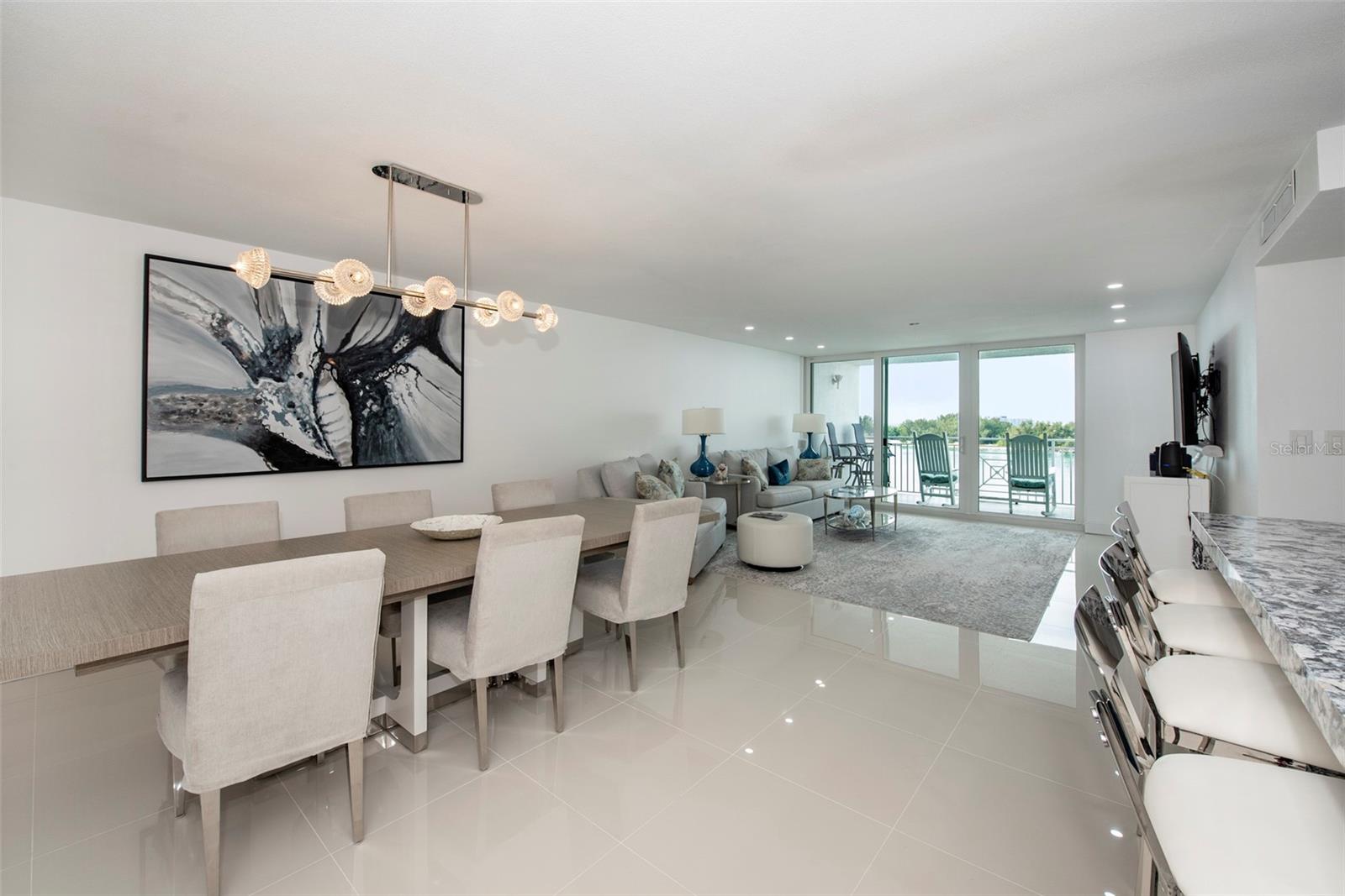 675 S GULFVIEW BLVD #704, CLEARWATER BEACH, FL, 33767