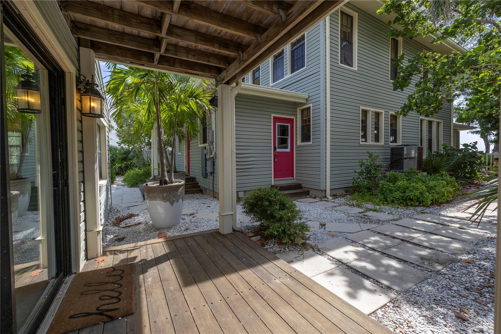 U8254456 Property Photo