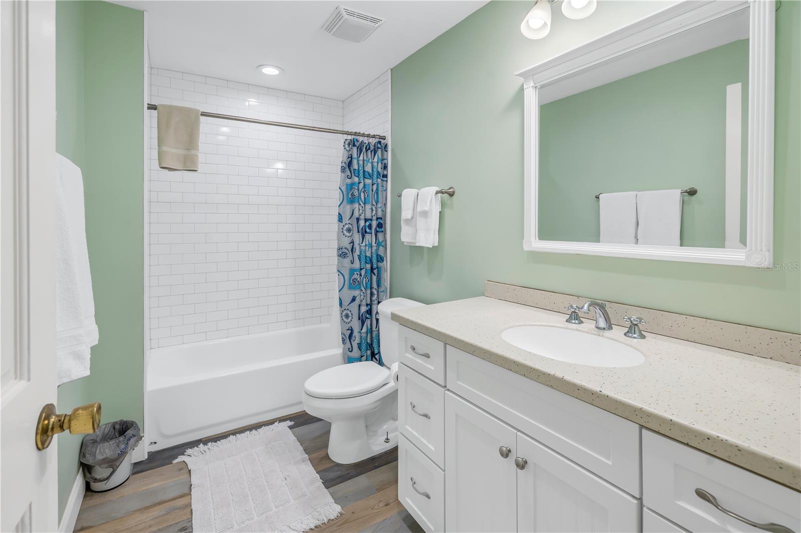 U8254456 Property Photo