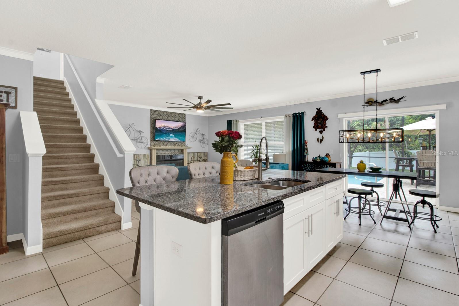 233 TANGLEWOOD DR, DAVENPORT, FL, 33896