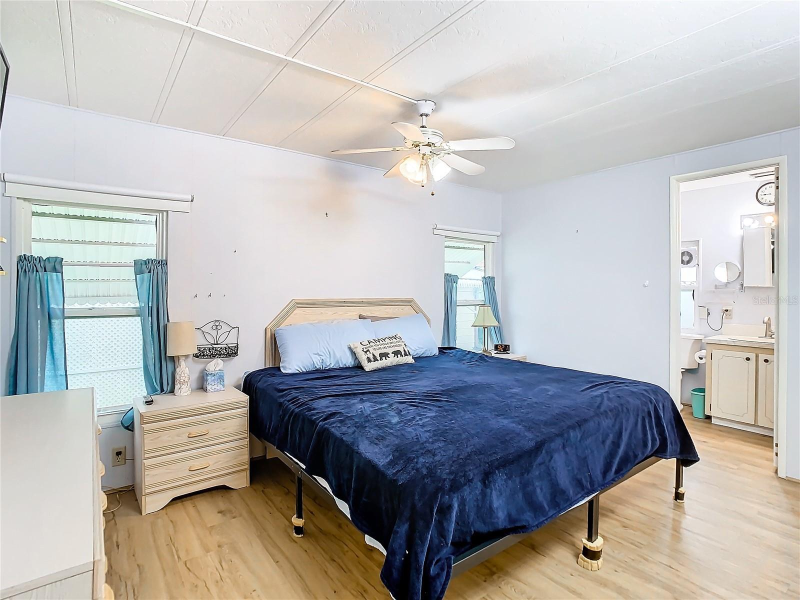 35801 VERDA DR, ZEPHYRHILLS, FL, 33541