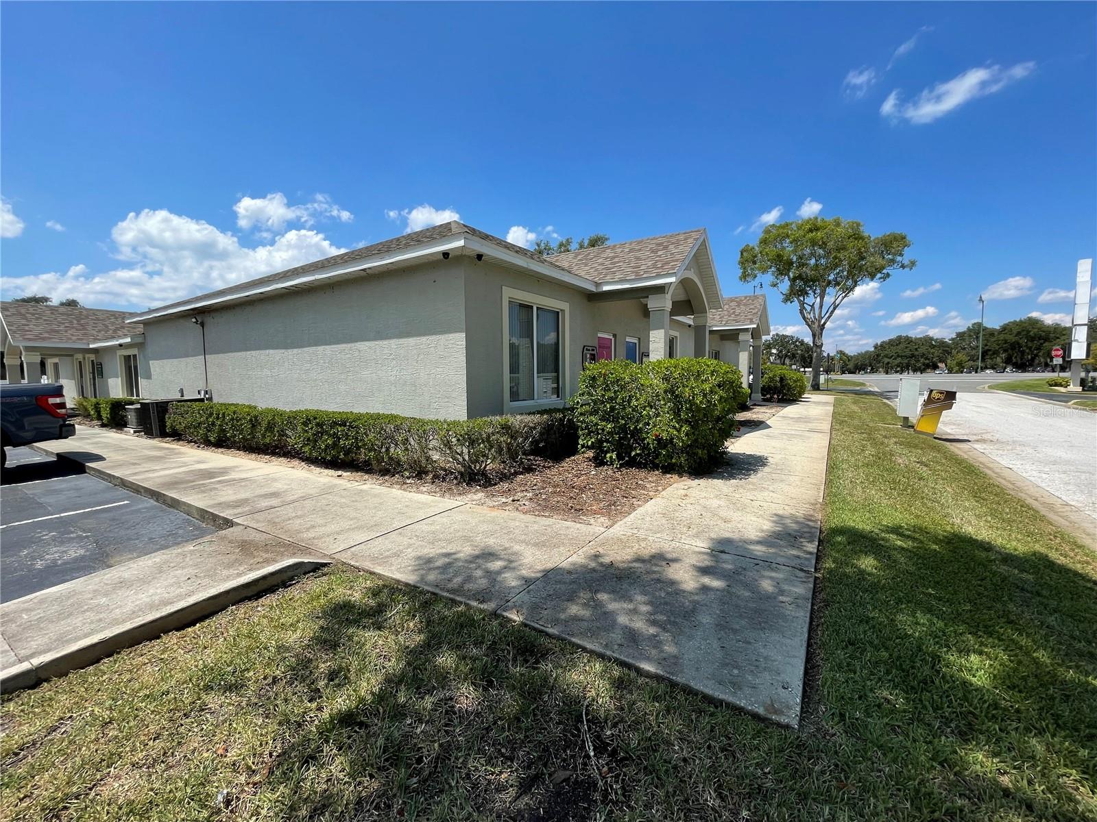 9738 US HIGHWAY 441 #105, LEESBURG, FL, 34788
