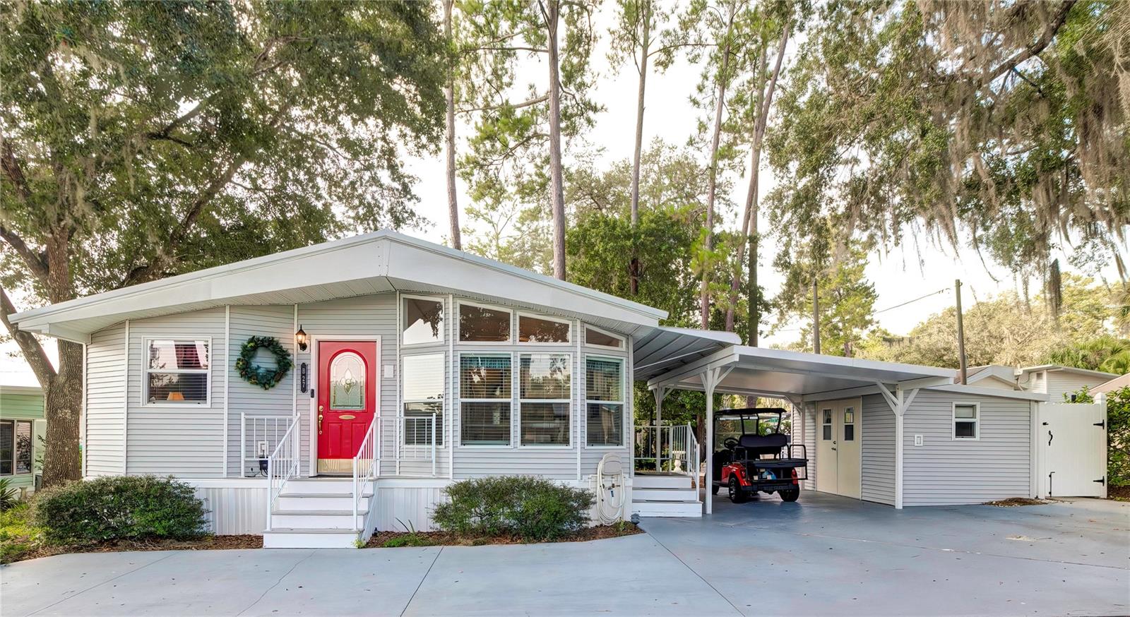 2092 CULBREATH RD #B27, BROOKSVILLE, FL, 34602