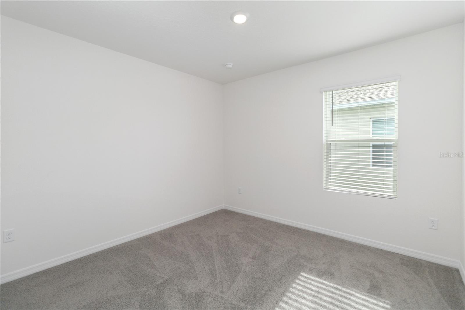 219 EAGLEVIEW LOOP, DAVENPORT, FL, 33837