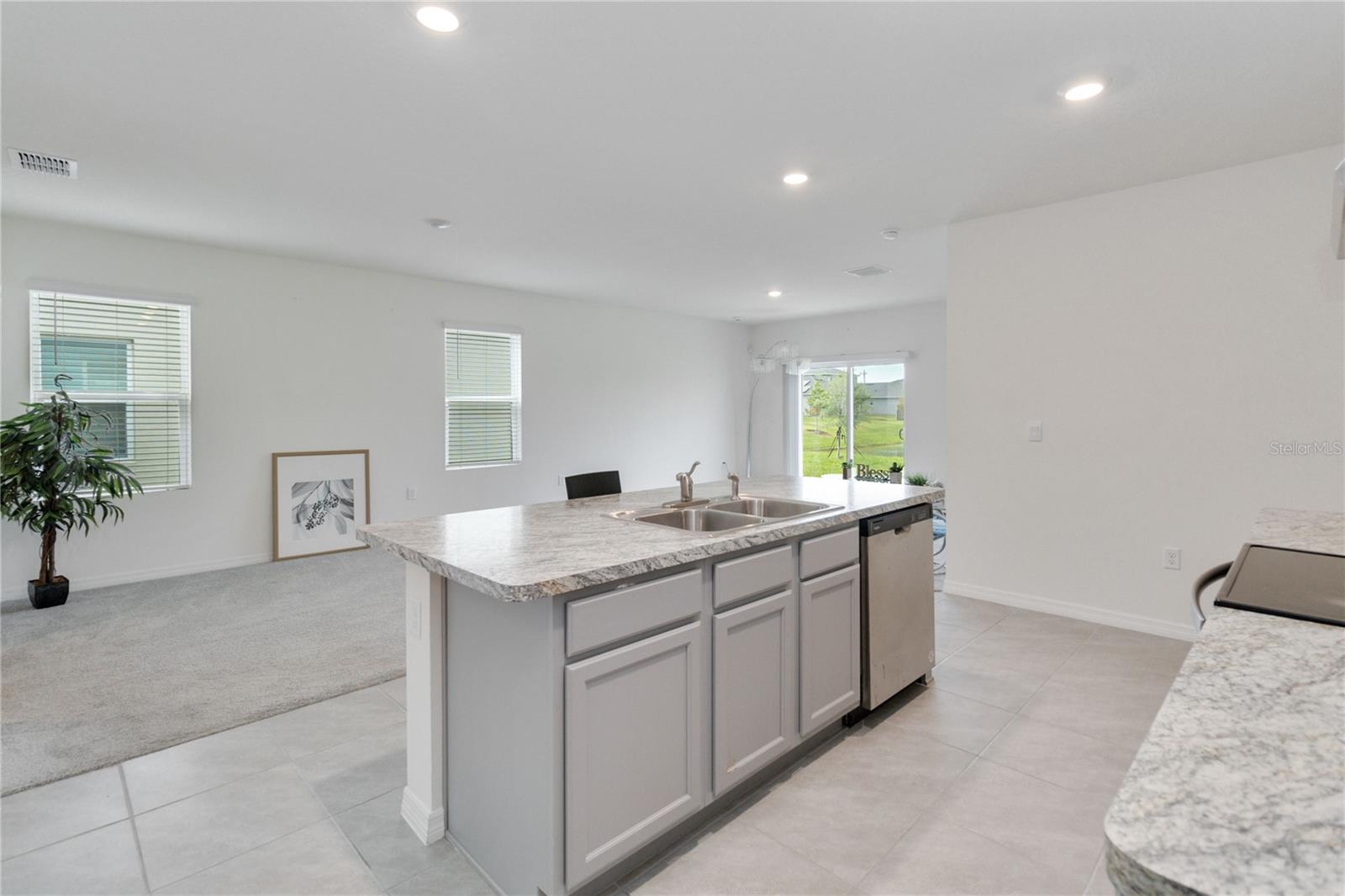 219 EAGLEVIEW LOOP, DAVENPORT, FL, 33837