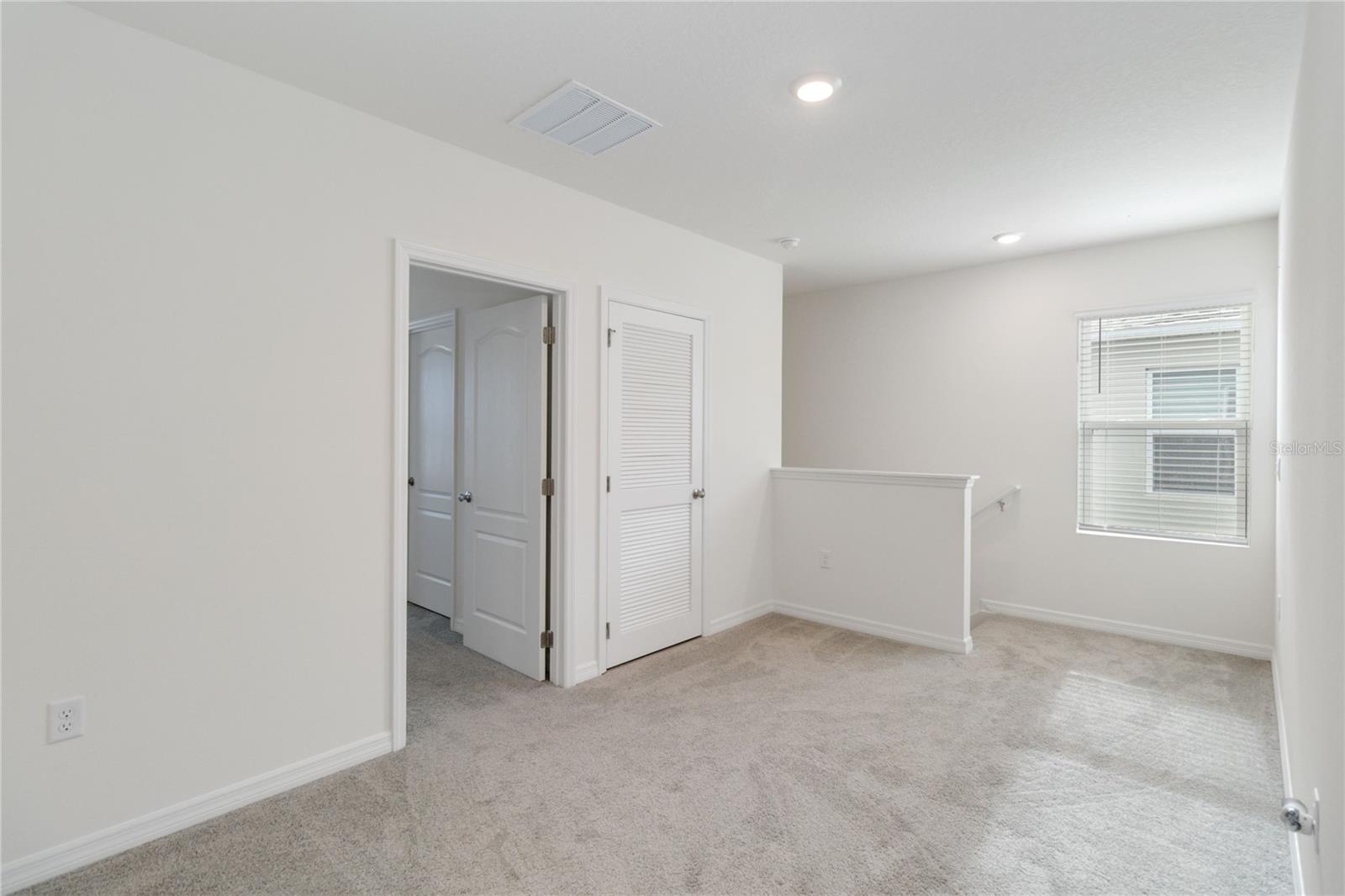 219 EAGLEVIEW LOOP, DAVENPORT, FL, 33837