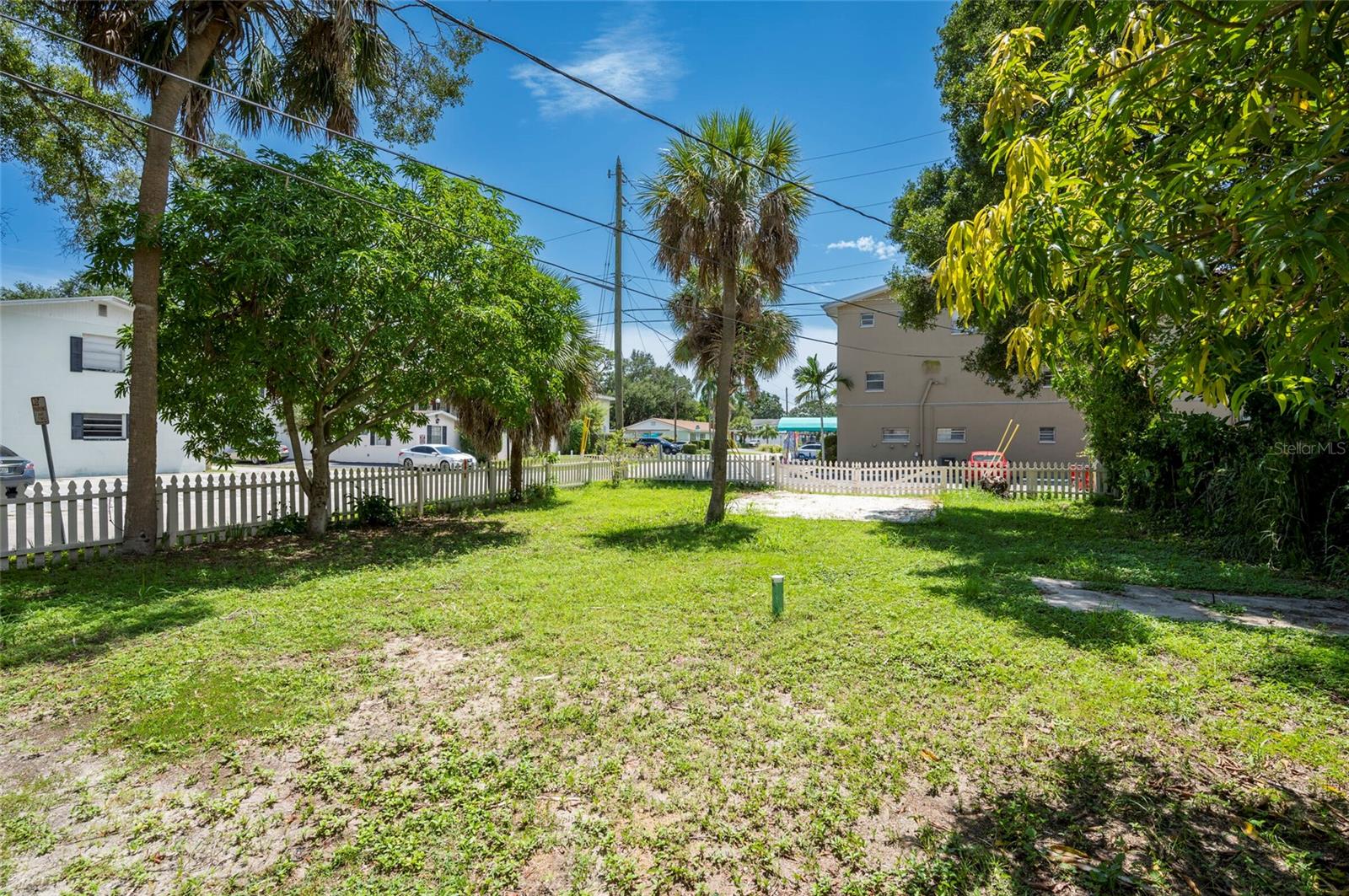 4000 7TH AVE N, ST PETERSBURG, FL, 33713